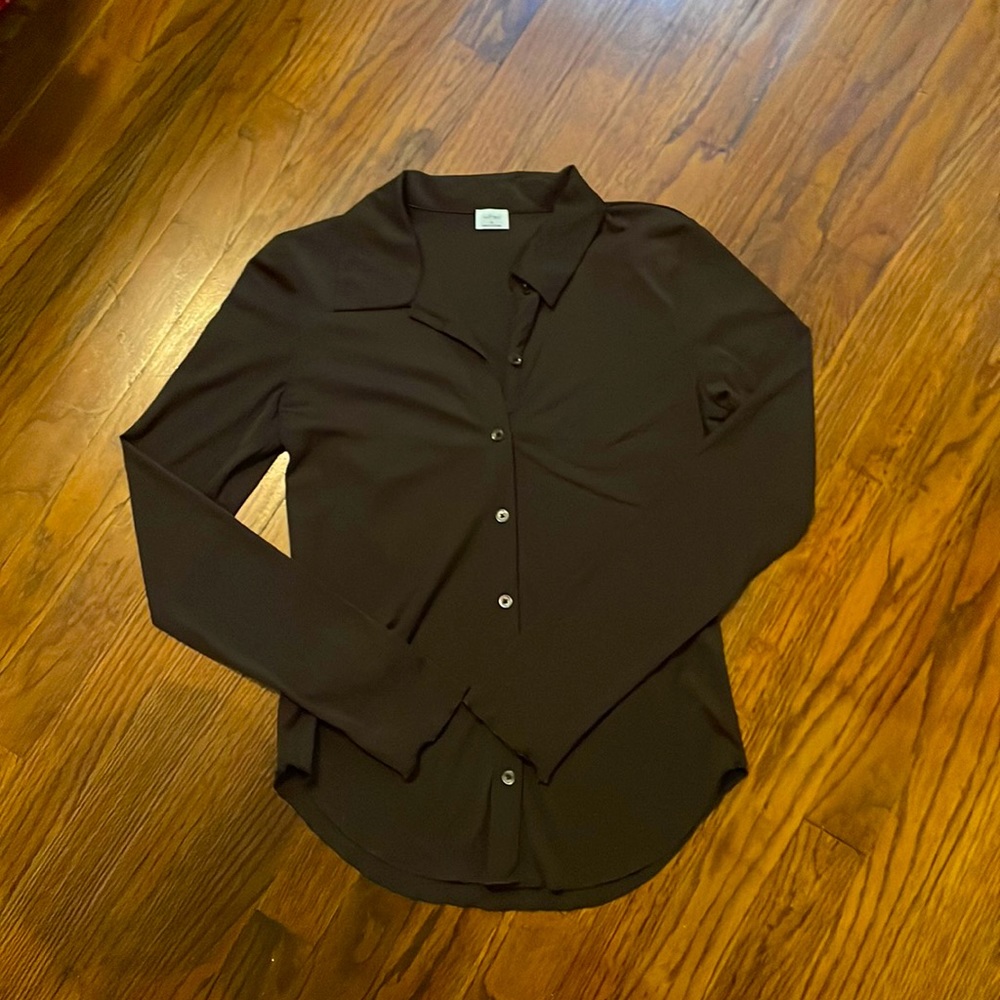 Aritzia Wilfred Pose Longsleeve size M